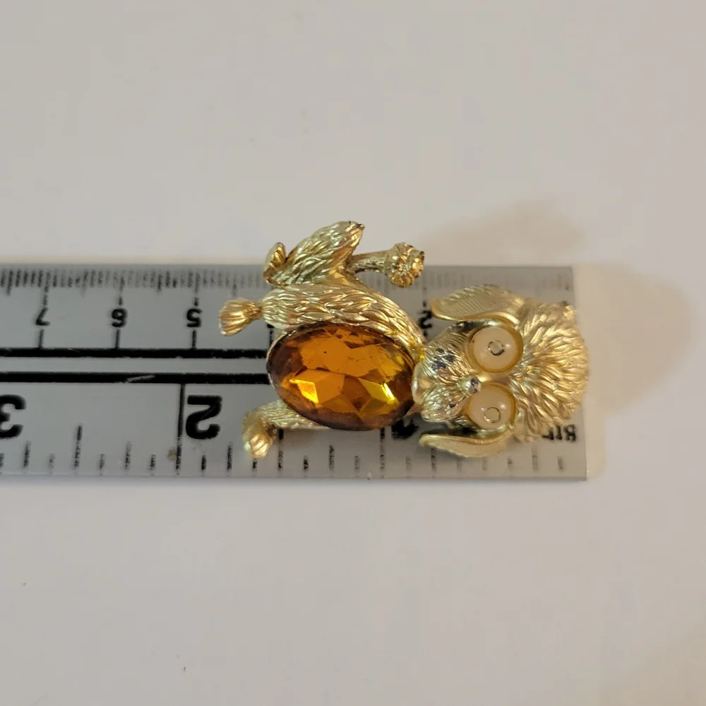 Vintage 50s Jelly Belly Poodle Brooch Goldtone Amber